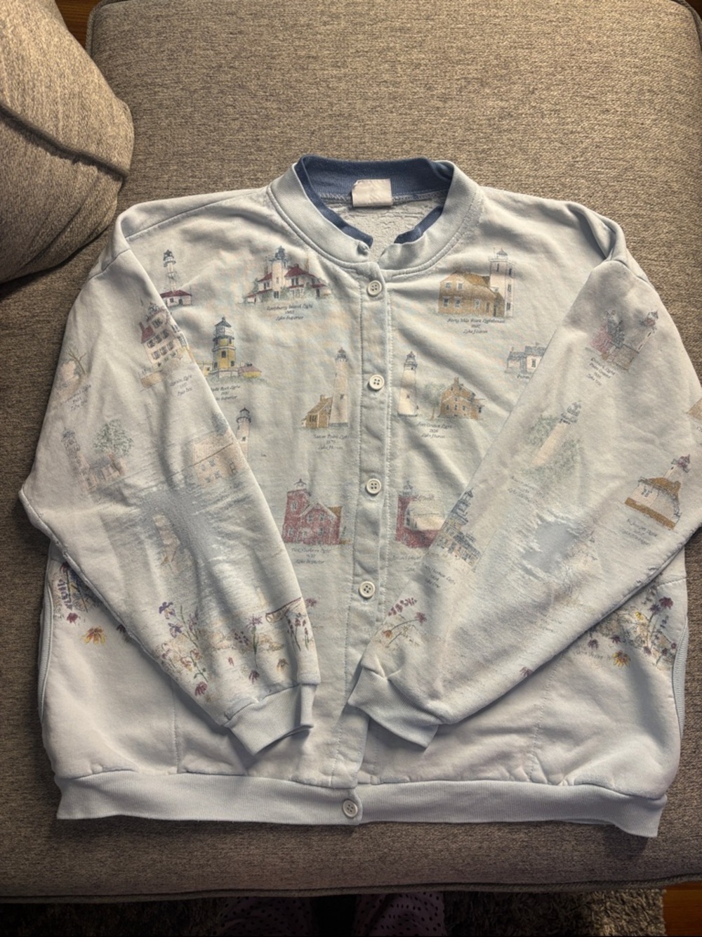 Vintage Lighthouse Print Button-Up Sweatshirt – Soft Coastal Graphic